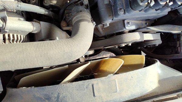 04-05 Ford Explorer Complete Cooling Fan Blade Assembly With Clutch 4.0L At 4X4 — photo 3