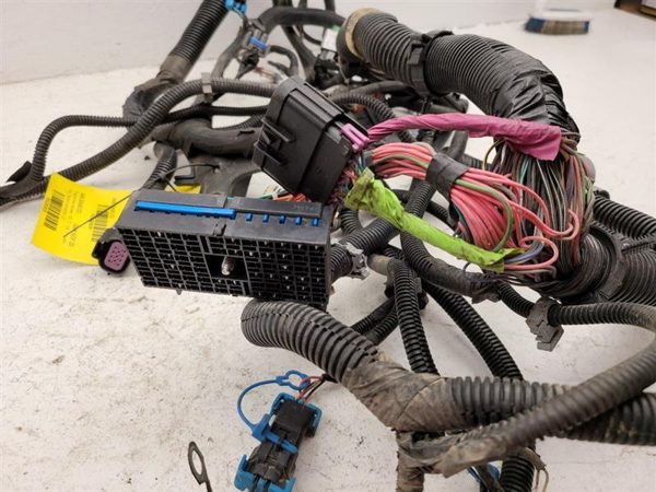 2003 Yukon Wire Harness (engine) 6.0L Ls Engine Wiring Unit OEM Trans Cut — photo 5