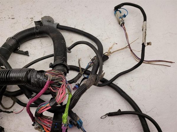 2003 Yukon Wire Harness (engine) 6.0L Ls Engine Wiring Unit OEM Trans Cut — photo 9
