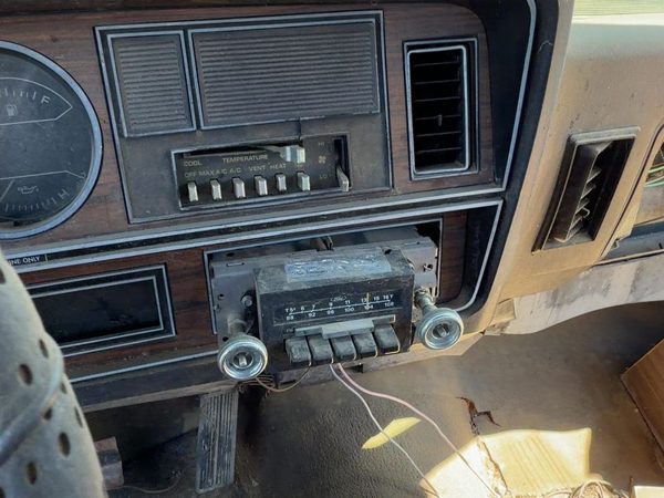 1981-1983 Dodge D150 Trim Bezel Around Radio Surround Dash Panel Oem 04216669 — photo 6