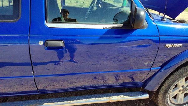 2005 Ford Ranger Front Door RH Blue Sn — photo 3