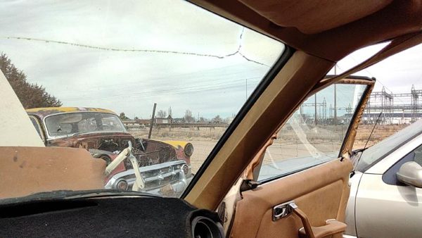 79-85 Mercedes 300Td Passenger Right A Pillar Trim Windshield Post Panel Brown — photo 1