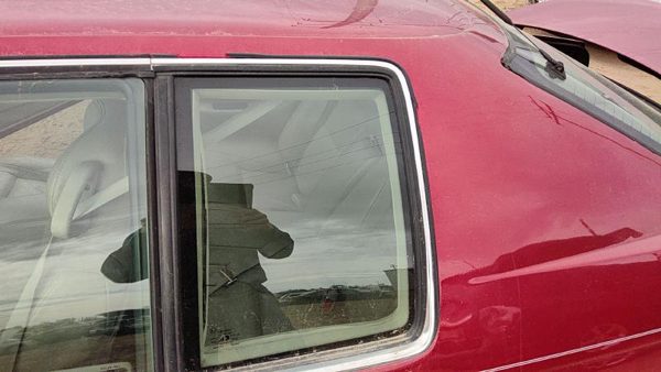 1993-2002 Cadillac Eldorado Driver Left Rear Quarter Glass Back Side Window Oem — photo 3