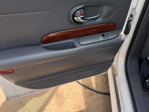 04-05 Buick Lesabre Driver Left Rear Door Trim Panel With Switches Back Gray 93C — photo 5
