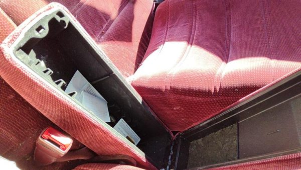 1995-1999 Chevy Lumina Center Console Arm Rest Assembly Oem Fold Down Red — photo 4