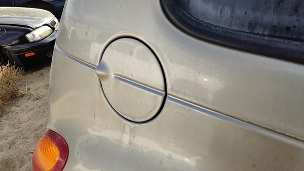 2001-2010 Chrysler Pt Cruiser Fuel Tank Door With Hinge Gas Lid Oem Filler Pkj — photo 3