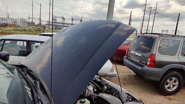 2012 GMC Canyon Hood Black 41U — photo 3