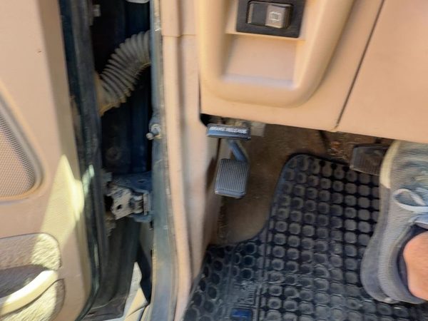 91-94 Ford Explorer 2 Dr Driver Left Lower Kick Trim Panel OEM Tan — photo 1