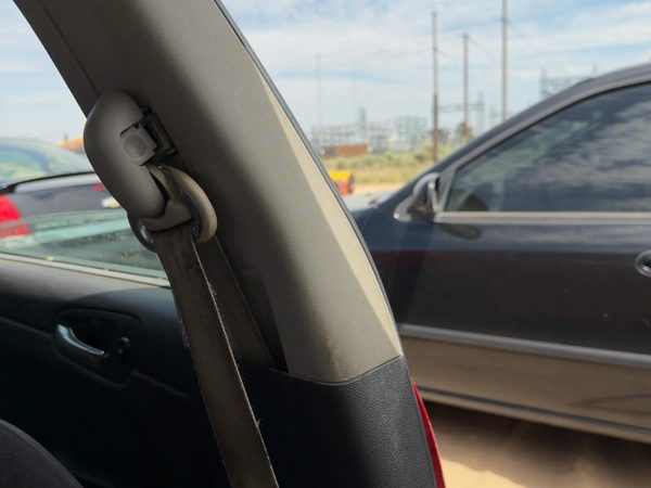2008 Chevy Impala Driver Left B-Pillar Trim Panel Oem — photo 3