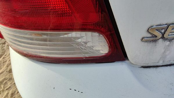 2000-2003 Nissan Sentra Driver Left Tail Light Brake Lamp Oem Rear 265554Z325 — photo 5