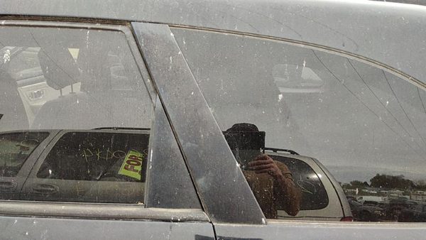 07 Suzuki Grand Vitara Xl-7 Driver Left Rear Moulding On Quarter Panel Oem Black — photo 1