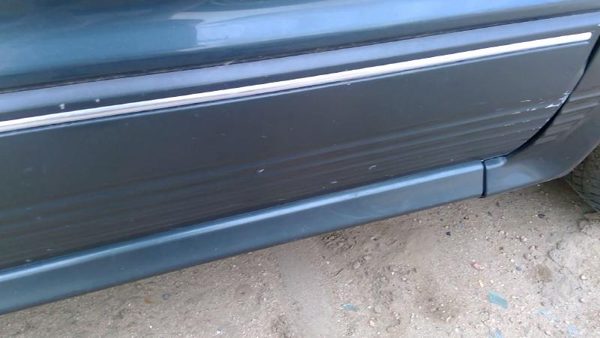 89-92 Mitsubishi Galant Vr-4 Passenger Right Front Moulding From Door Trim Green — photo 5