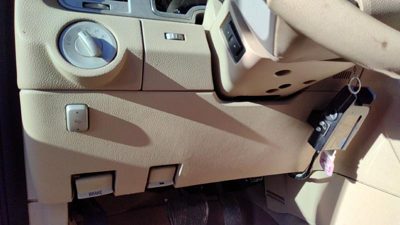 2007-2014 Lincoln Navigator Lower Dash Under Column Knee Bolster Trim Panel Tan