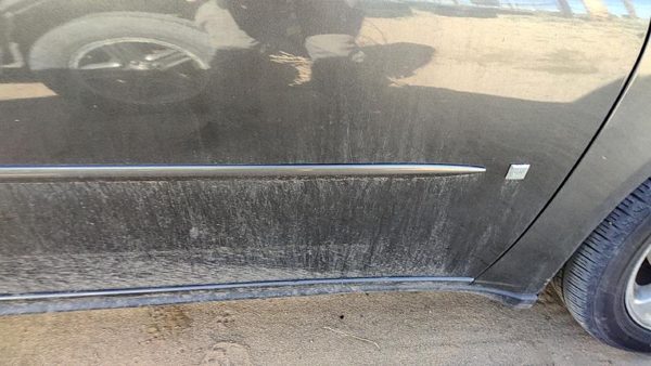 05-10 G6 Passenger Right Front Moulding From Door Trim Strip Sedan Granite 59U — photo 2