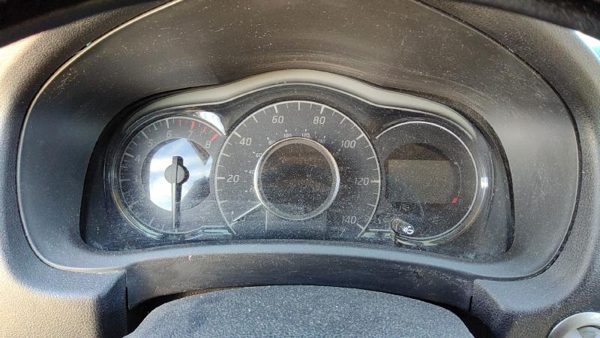 2015-2019 Nissan Versa Note Speedometer Cluster Instrument Gauges Panel Oem Dash — photo 1