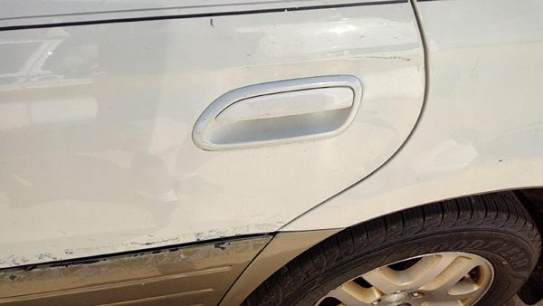 2000-2004 Legacy Outback Driver Left Rear Outside Door Handle Oem Back White 8Y3 — photo 2