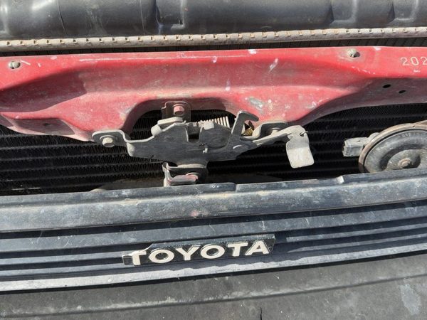1987-1988 Toyota Fx Hood Latch Assembly With Bracket Oem 5321612926 — photo 1