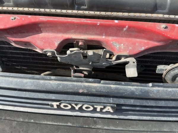 1987-1988 Toyota Fx Hood Latch Assembly With Bracket Oem 5321612926 — photo 3