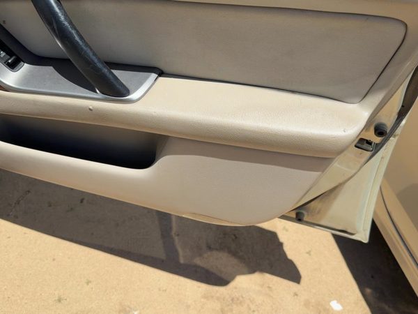 06 Legacy Outback Passenger Right Front Door Trim Panel With Switches Taupe Tau — photo 7