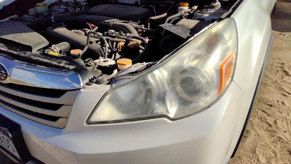 2010-2012 Subaru Legacy Outback Driver Left Head Light Oem Front Lamp 84001Aj01a — photo 1