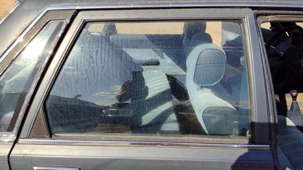1983-1986 Toyota Camry Passenger Right Rear Side Window Door Glass Oem Back — photo 3