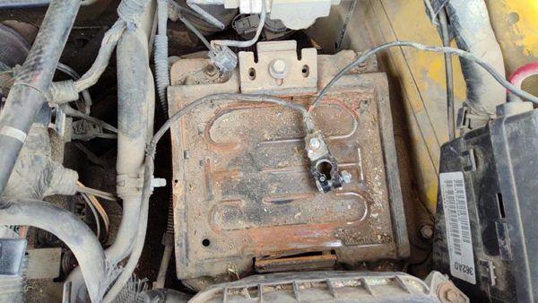 2000-2005 Dodge Neon Complete Battery Box Mount Tray With Hold Down Oem 2.0L — photo 1