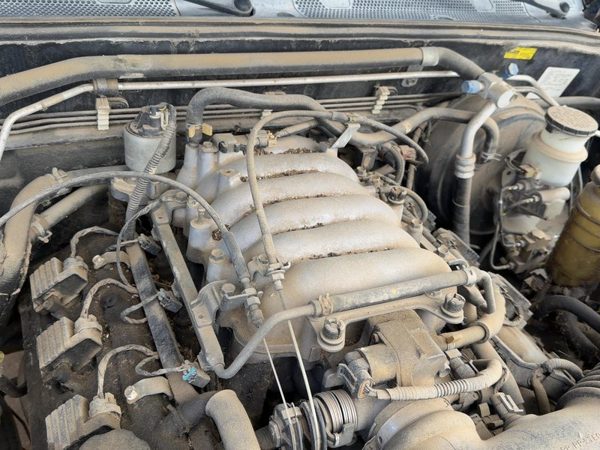 1998-2004 Isuzu Rodeo Complete Fuel Rail With Injectors Set Loaded Oem 3.2L — photo 2