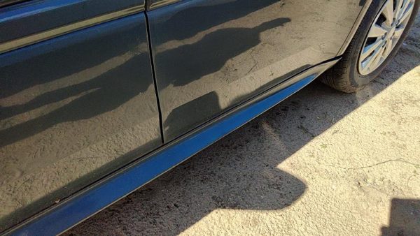 04-08 Grand Prix Driver Left Lower Rocker Panel Moulding Side Skirt Stealth Gray — photo 5