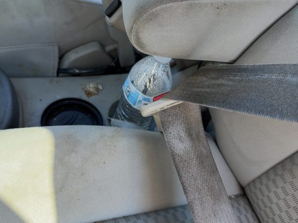 06-11 Hhr Driver Left Front Seat Belt Buckle Receiver Electric Bucket Gray 14B — photo 3