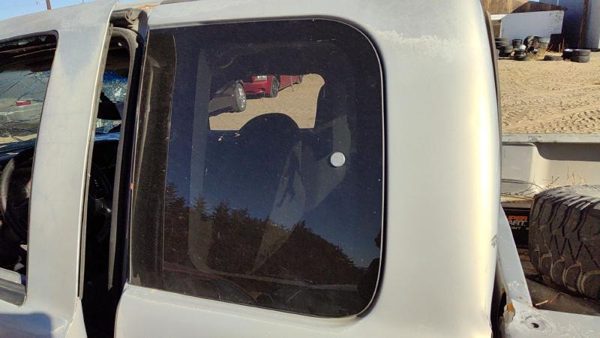 1997-2004 Dodge Dakota Driver Left Rear Quarter Glass Back Side Window Oem — photo 1