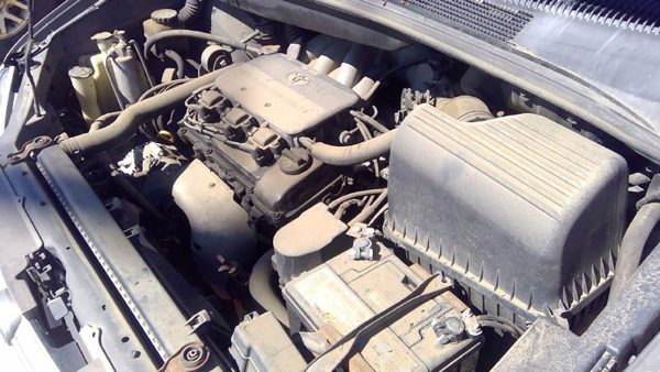 1999 Toyota Sienna — vehicle photo 4