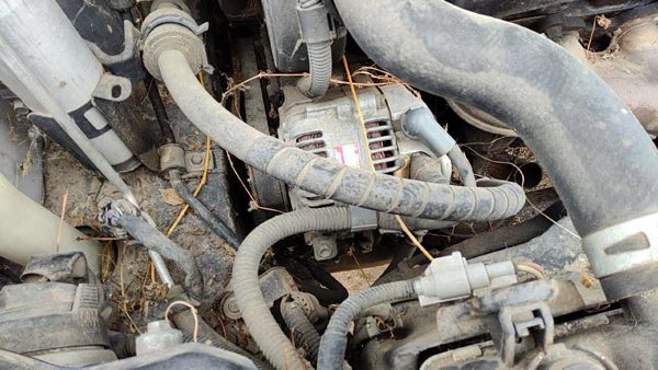 1998-2003 Toyota Sienna Alternator 3.0L 2706020090 — photo 2