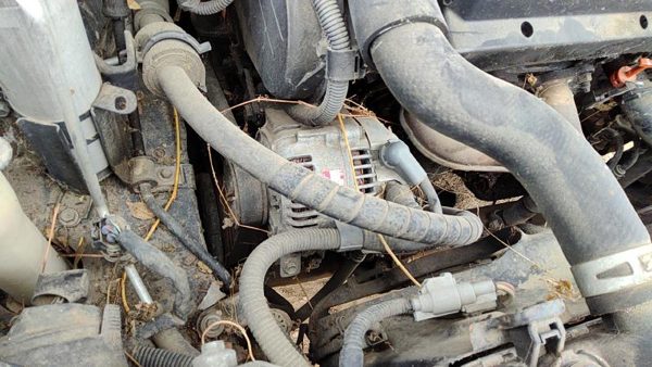 1998-2003 Toyota Sienna Alternator 3.0L 2706020090 — photo 4