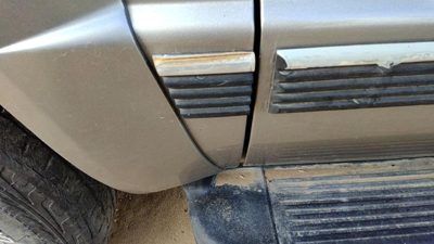 96-99 Chevy Suburban Passenger Right Rear Moulding On Quarter Panel Oem