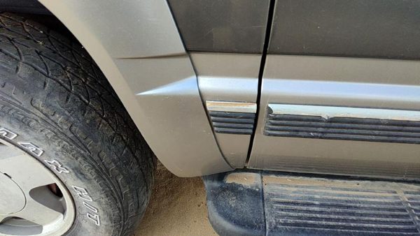 96-99 Chevy Suburban Passenger Right Rear Moulding On Quarter Panel Oem — photo 7