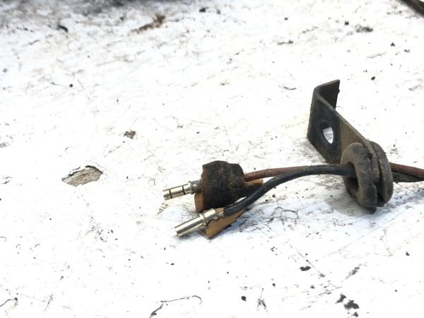 86-87 Corvette C4 Passenger Right Front Spindle Steering Knuckle W Hub & Caliper — photo 11