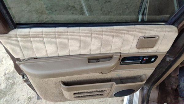 1992-1994 Chevy Suburban Driver Left Rear Door Trim Panel With Switches Back Tan — photo 3