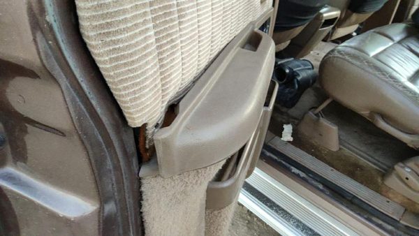 1992-1994 Chevy Suburban Driver Left Rear Door Trim Panel With Switches Back Tan — photo 5