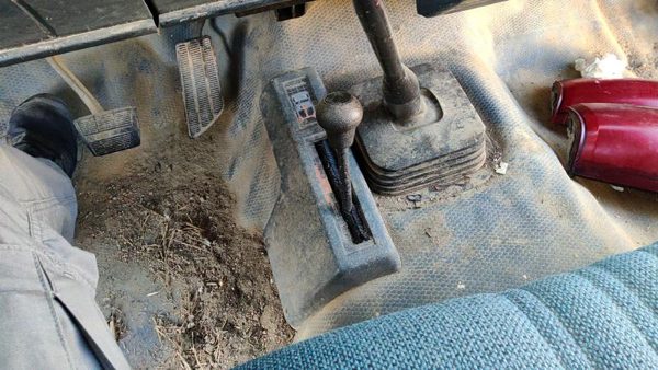 93 Gmc Sierra 2500 4X4 Shifter Lever Assembly With Linkage 4Wd T Case Shift Unit — photo 4