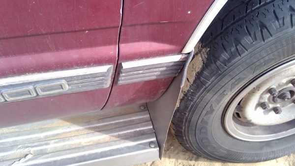 1988-2000 Gmc Sierra 2500 Passenger Right Moulding From Fender Oem Trim Strip — photo 5