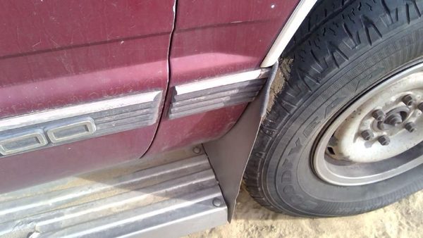 1988-2000 Gmc Sierra 2500 Passenger Right Moulding From Fender Oem Trim Strip — photo 6