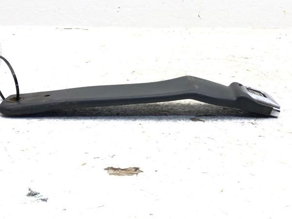 1986 Chevy Corvette C4 Passenger Right Front Seat Belt Buckle Receiver Black — photo 5