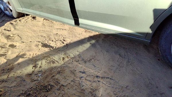05-07 Cadillac Sts Driver Left Lower Rocker Panel Moulding Side Skirt Green 92U — photo 1