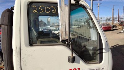 95-20 Isuzu Npr Passenger Right Front Side Window Door Glass Oem