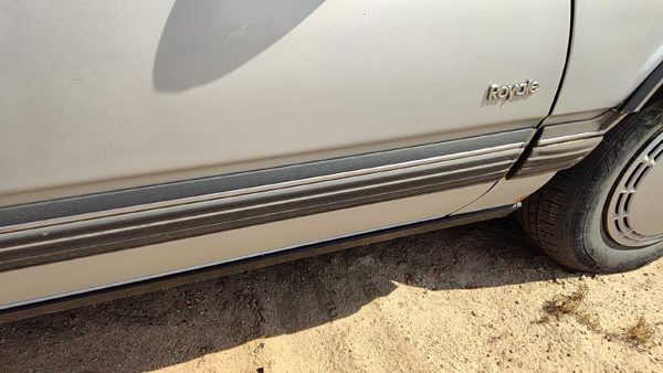90-91 Olds 88 Passenger Right Front Moulding From Door Oem Trim Strip — photo 5