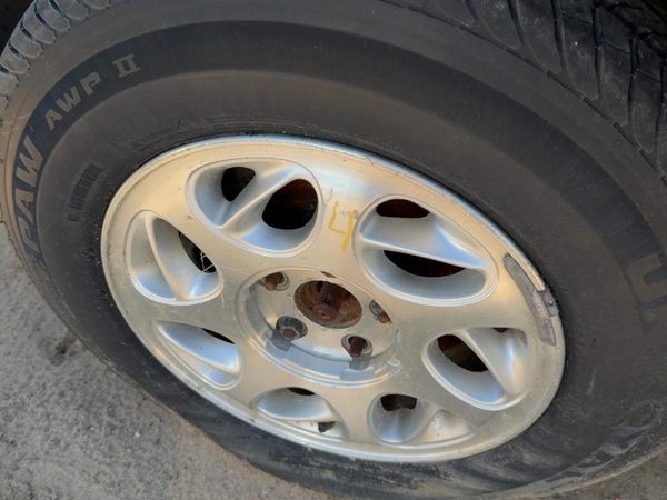 96-00 Mercury Villager 15" Aluminum Wheel Oem Factory Rim #4 15X6-1/2 7-Pockets — photo 1
