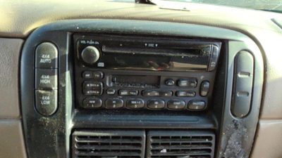 2003 Ford Explorer Audio & Visual Equip.(radio) ????