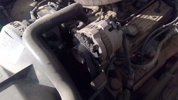 1988 GMC Sierra Alternator Bracket 2500 — photo 2