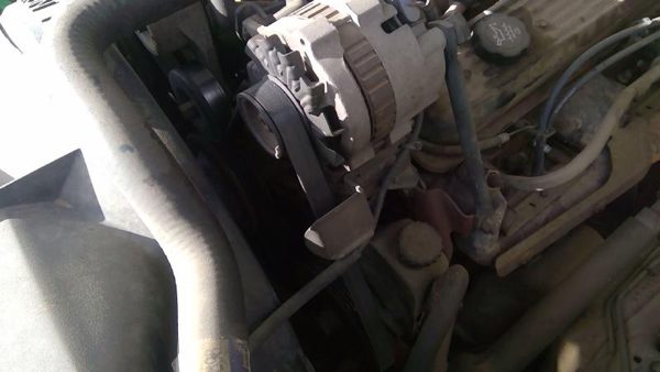 1988 GMC Sierra Alternator Bracket 2500 — photo 5