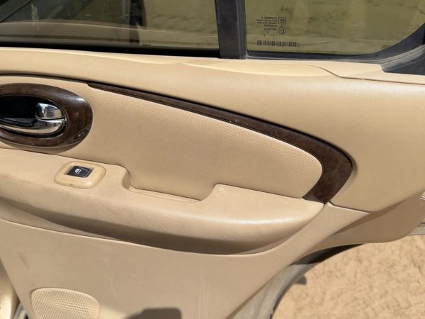 04 Buick Rainier Passenger Right Rear Door Trim Panel With Switches Back Tan 332 — photo 3